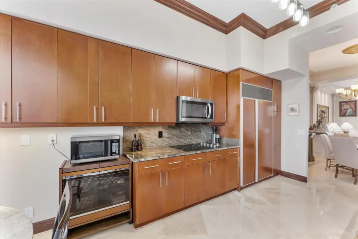 12-3200 N Ocean Blvd_016