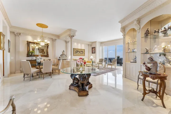 03-3200 N Ocean Blvd_004
