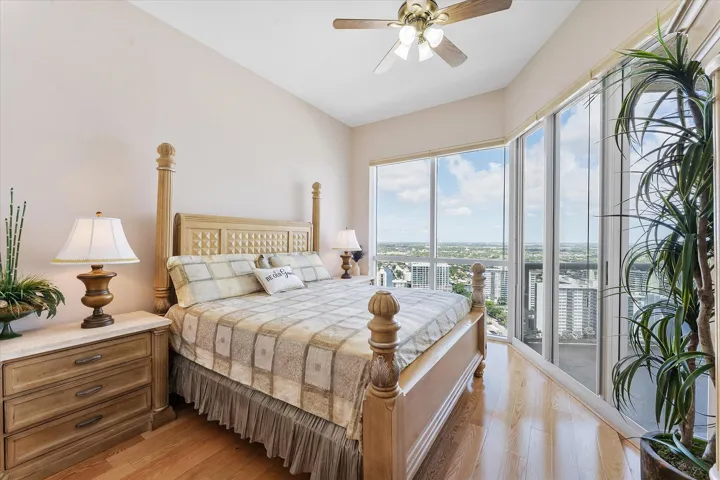 23-3200 N Ocean Blvd_032