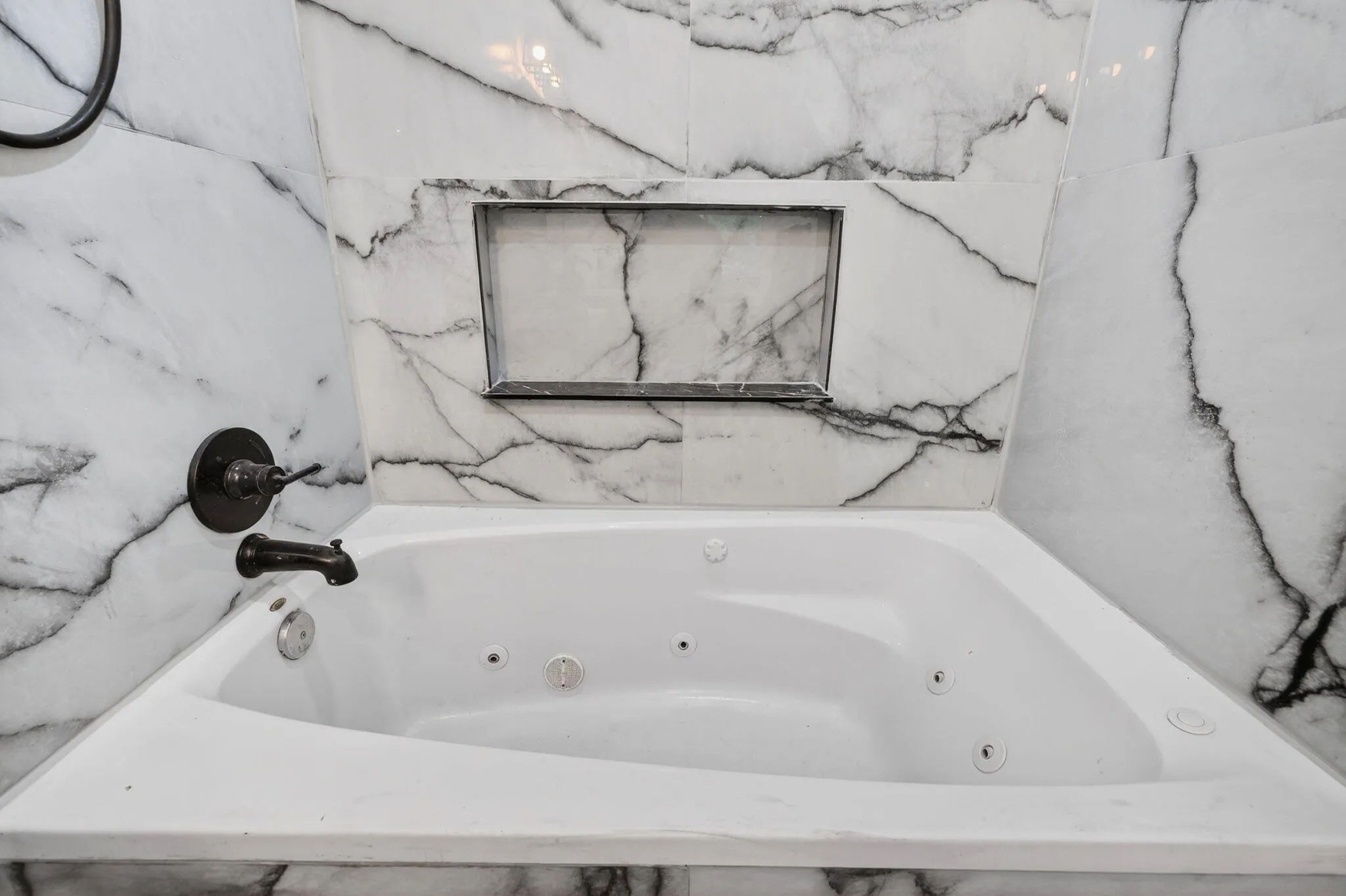 Bathtub