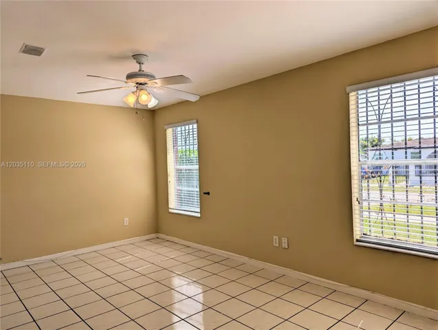Principal bedroom