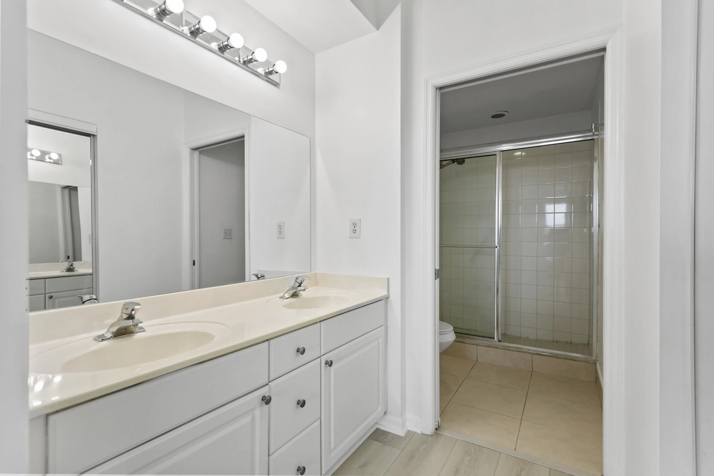 Dual Sinks