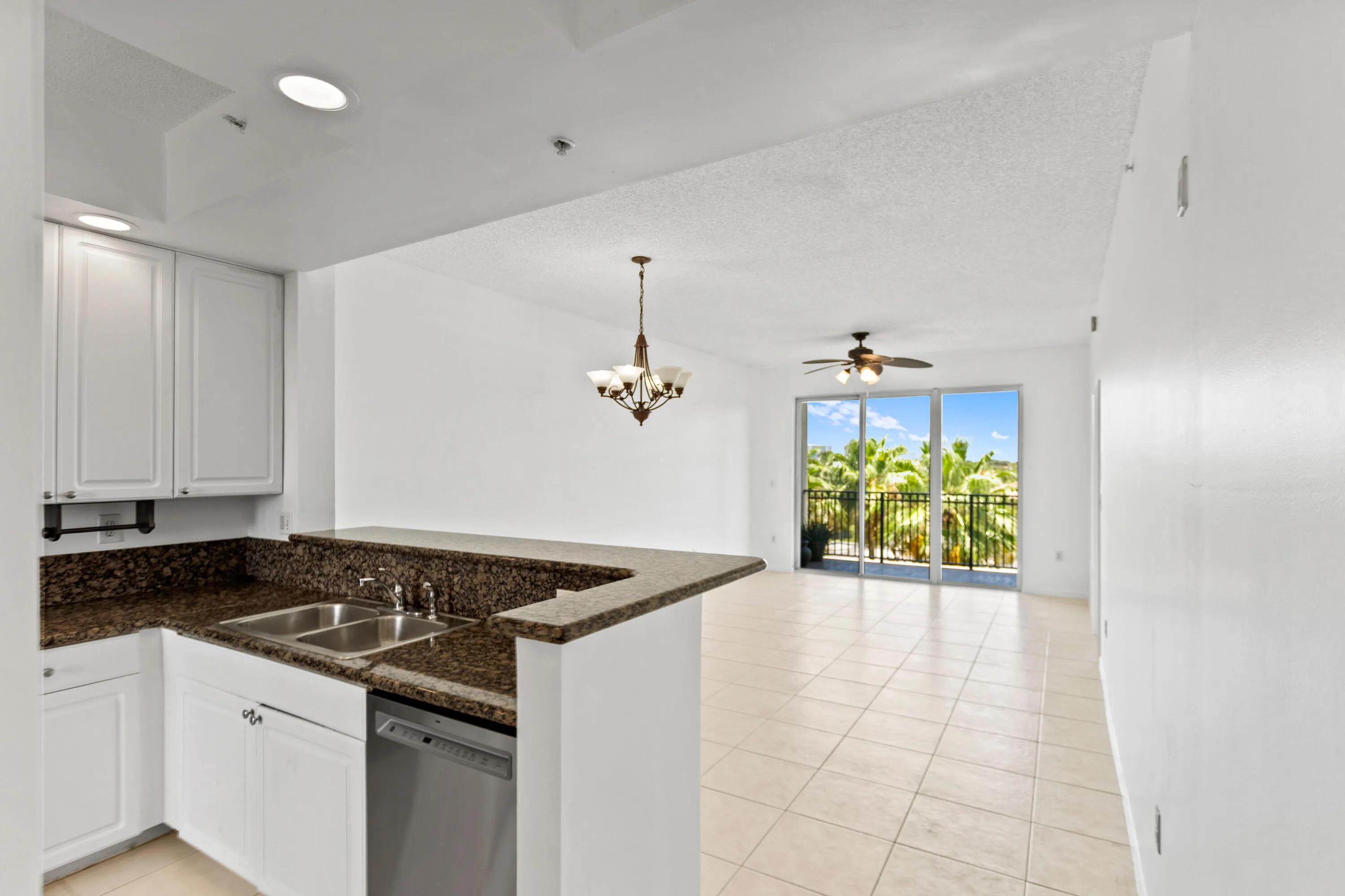 Open Kitchen