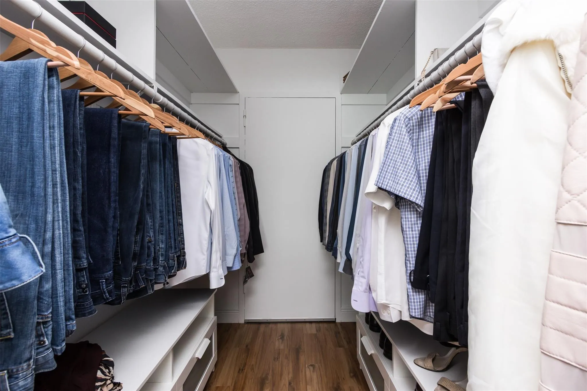Primary Walk in Closet