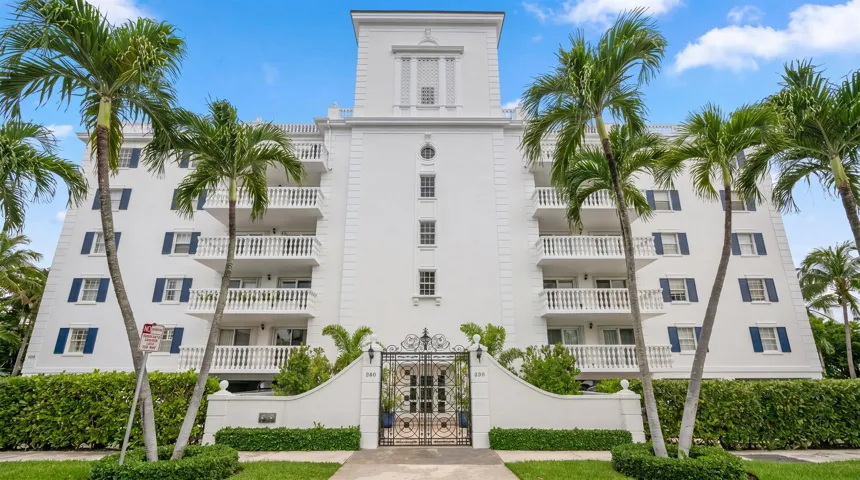01-330 Cocoanut Row Unit 5B
