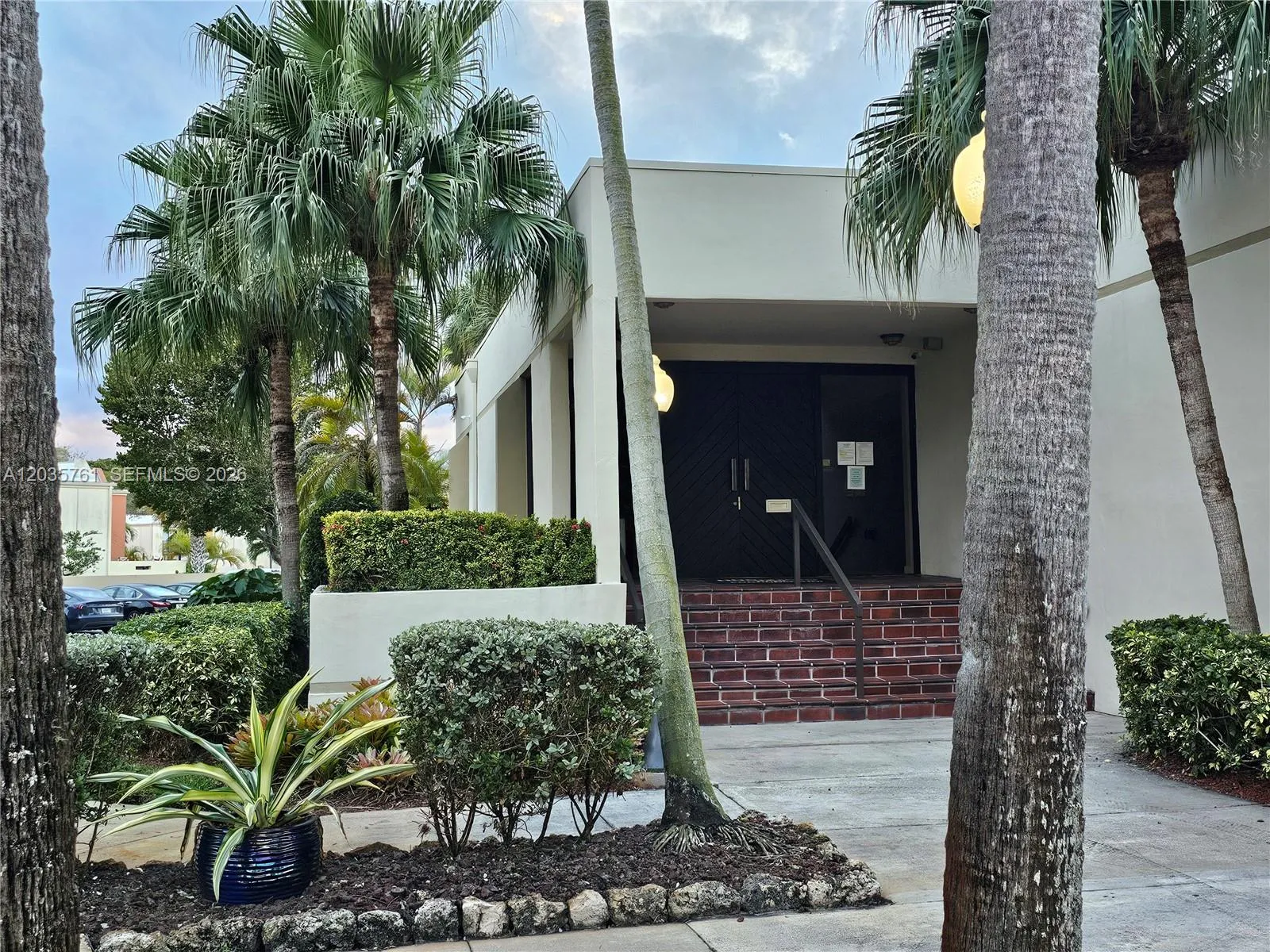 Property photo 31