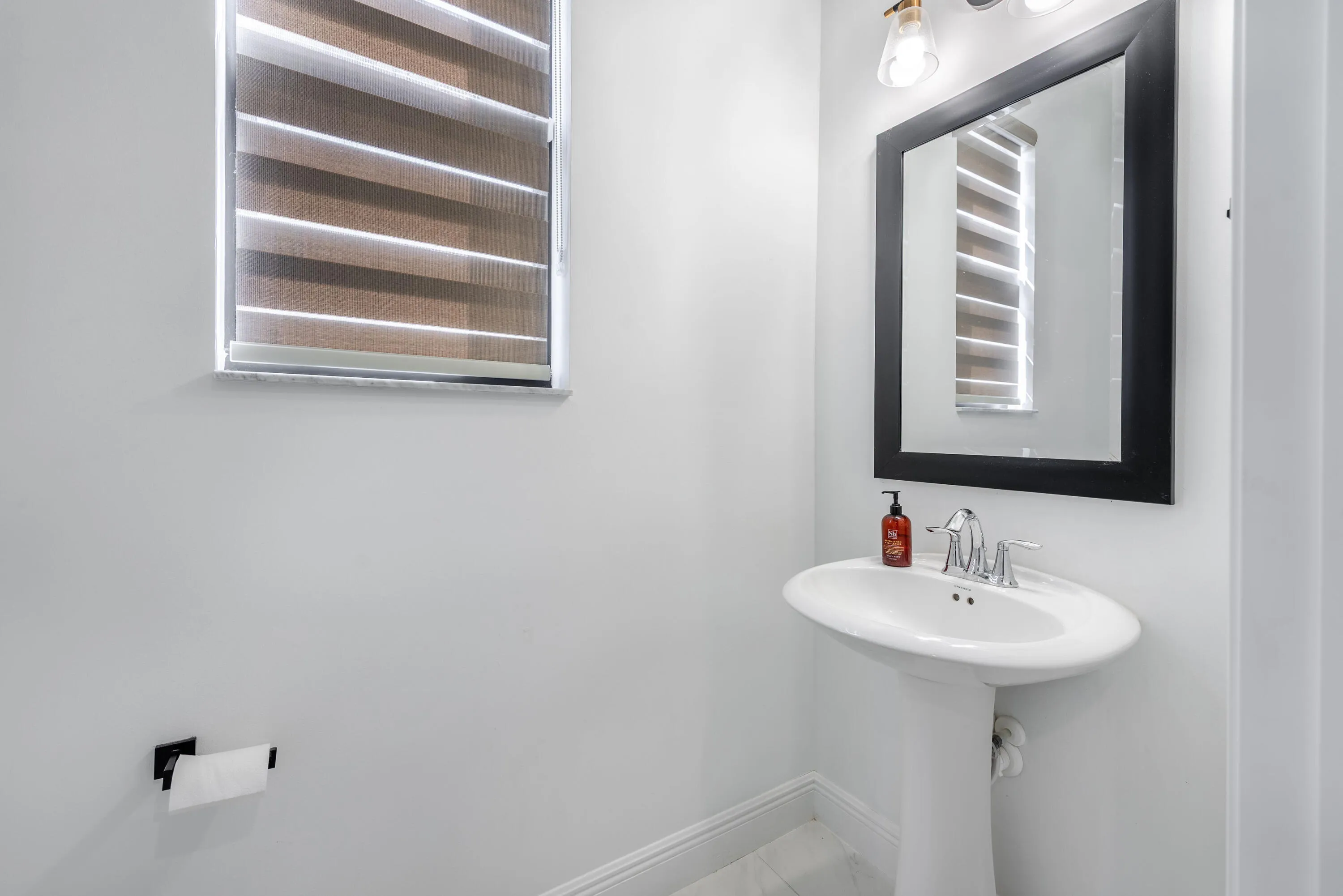 Guest Bathroom (Main Level)