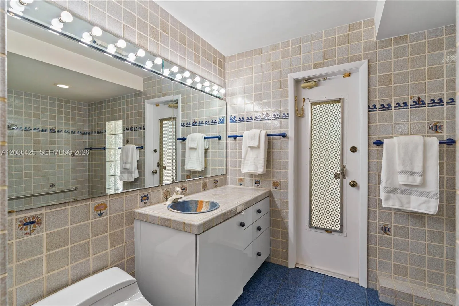Property photo 60