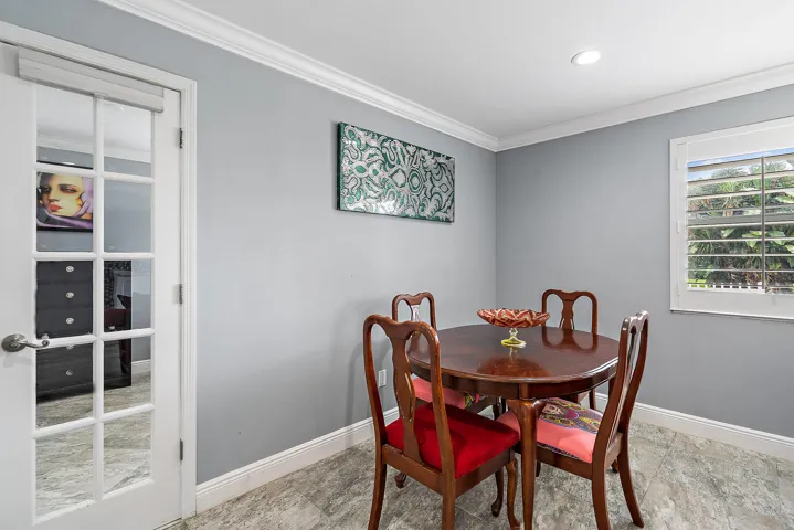 1779 Len Dr 2 bedroom dining area