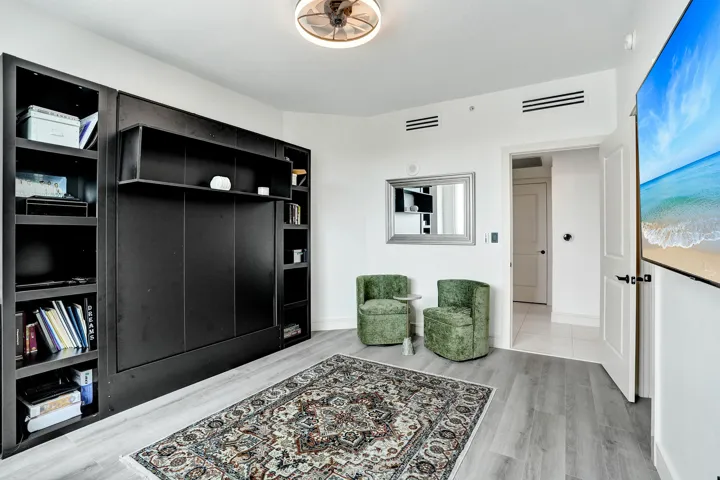 STRADA 315 #1206 2ND BED W MURPHY BED