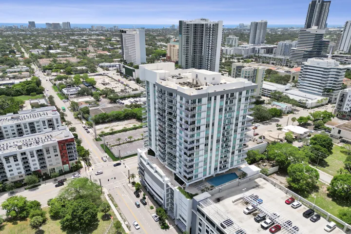 STRADA 315 #1206 BUILDING EXTERIOR OCEA