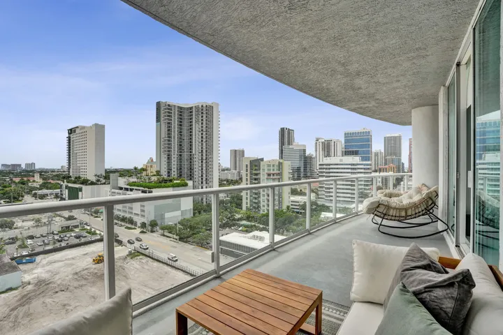 STRADA 315 #1206 BALCONY VIEW