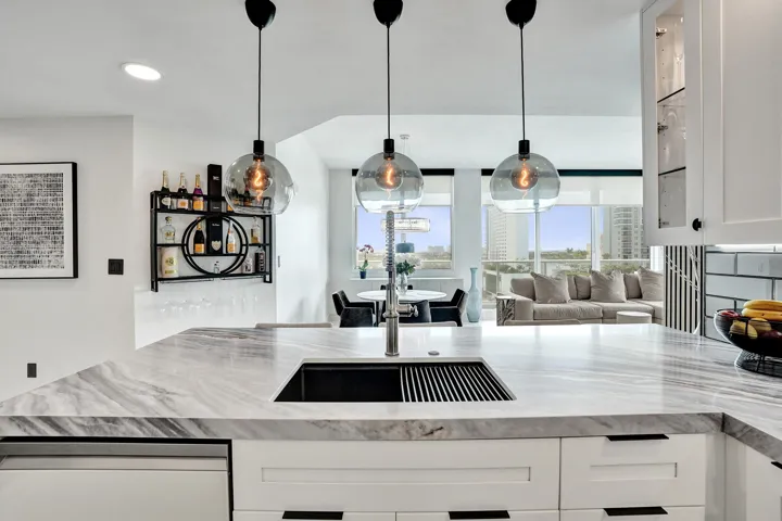STRADA 315 #1206 KITCHEN DIRECT TO VIEW