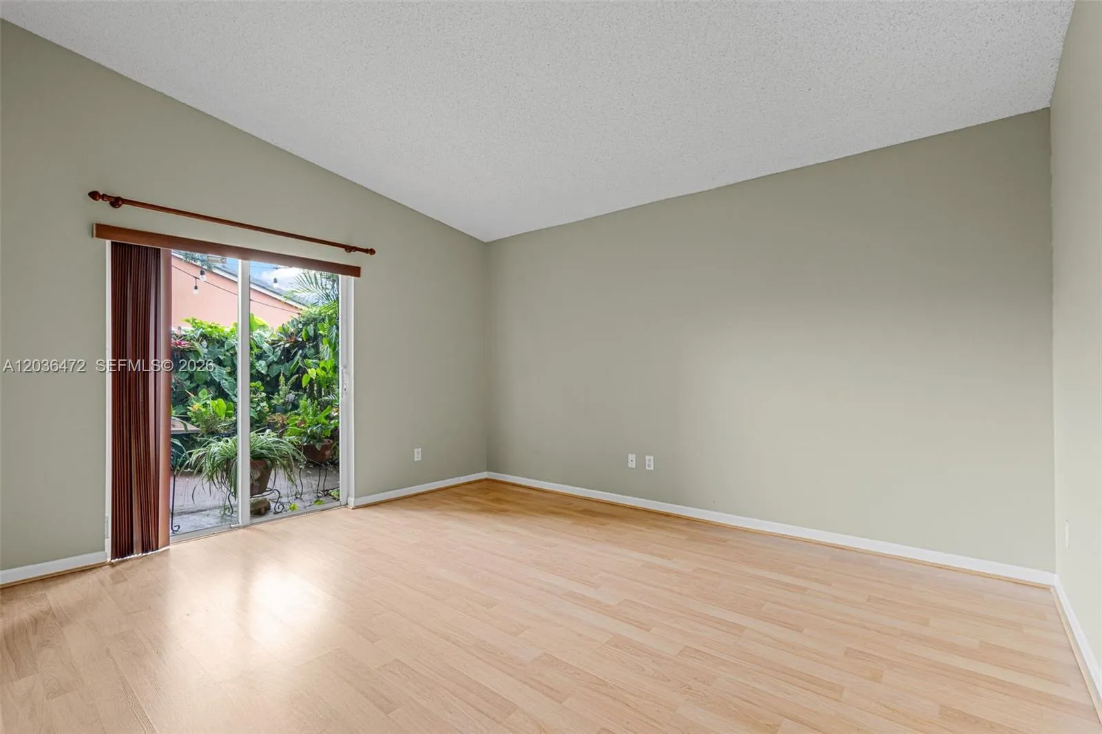 Property photo 110