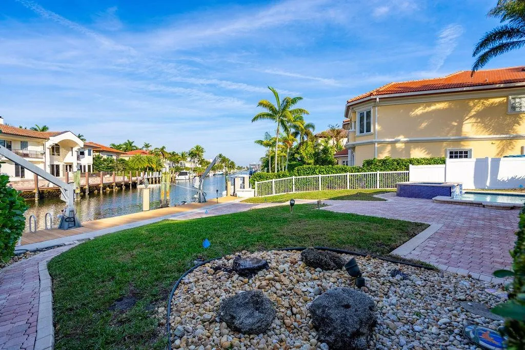 Photo 36