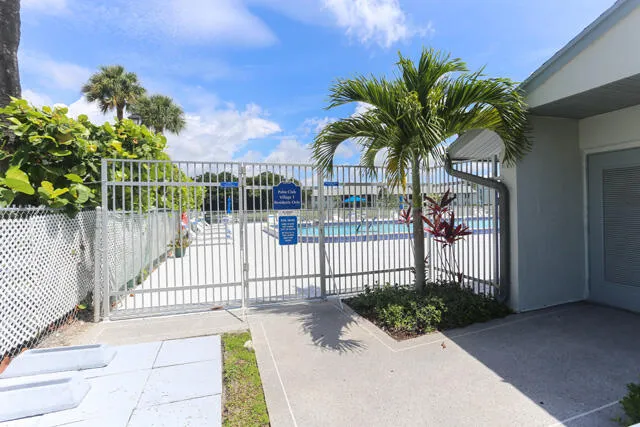 Community pool