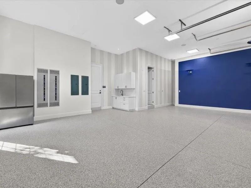 Property photo 92