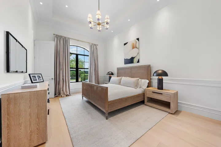 Guest Bedroom #2