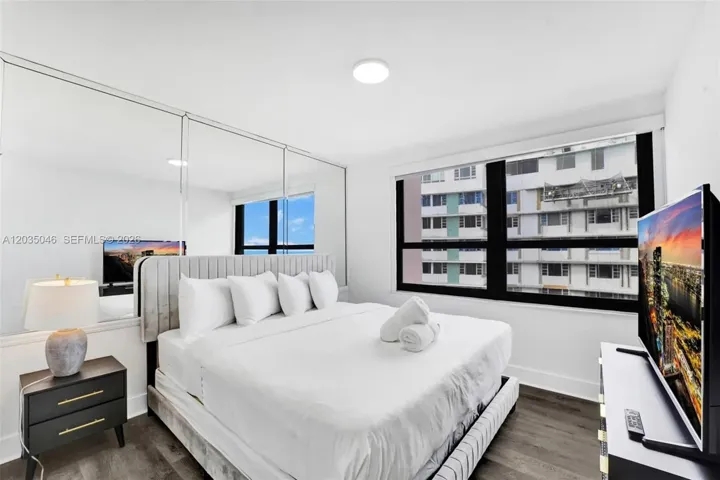 2nd Bedroom