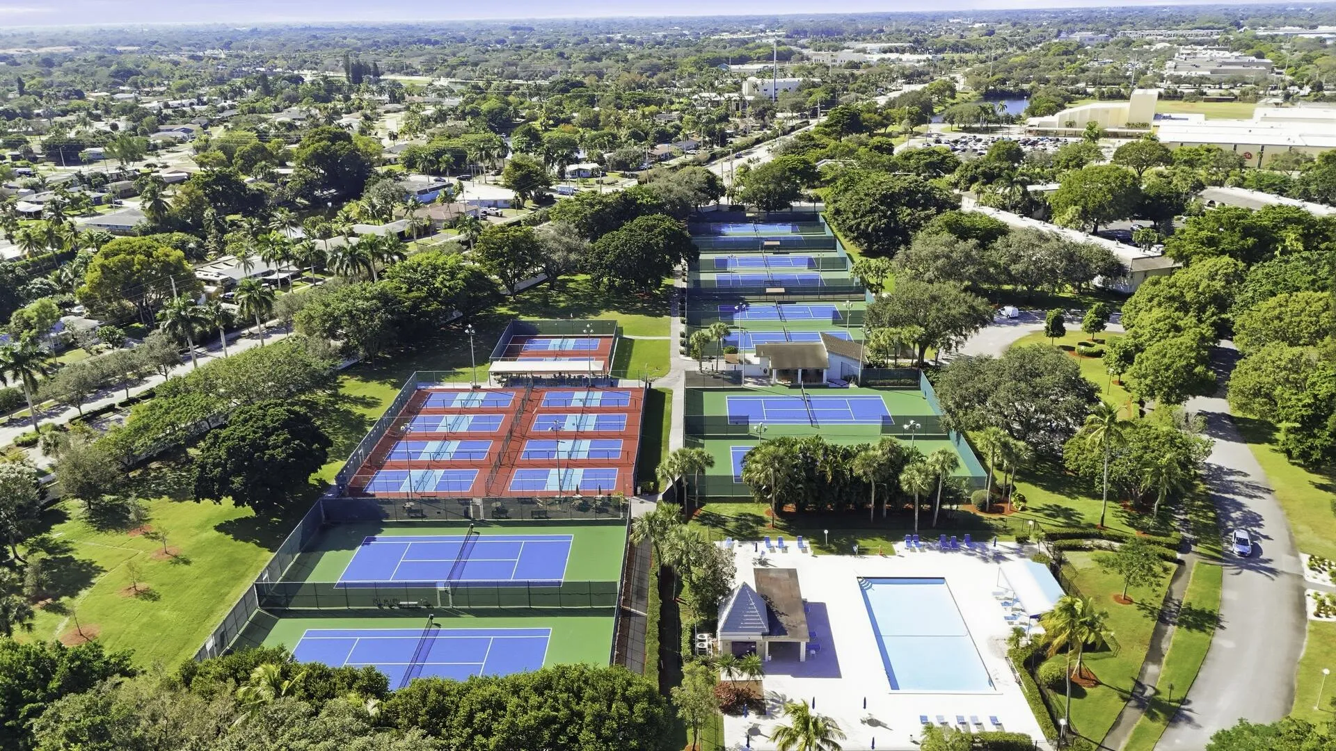 wyn pool tennis 2