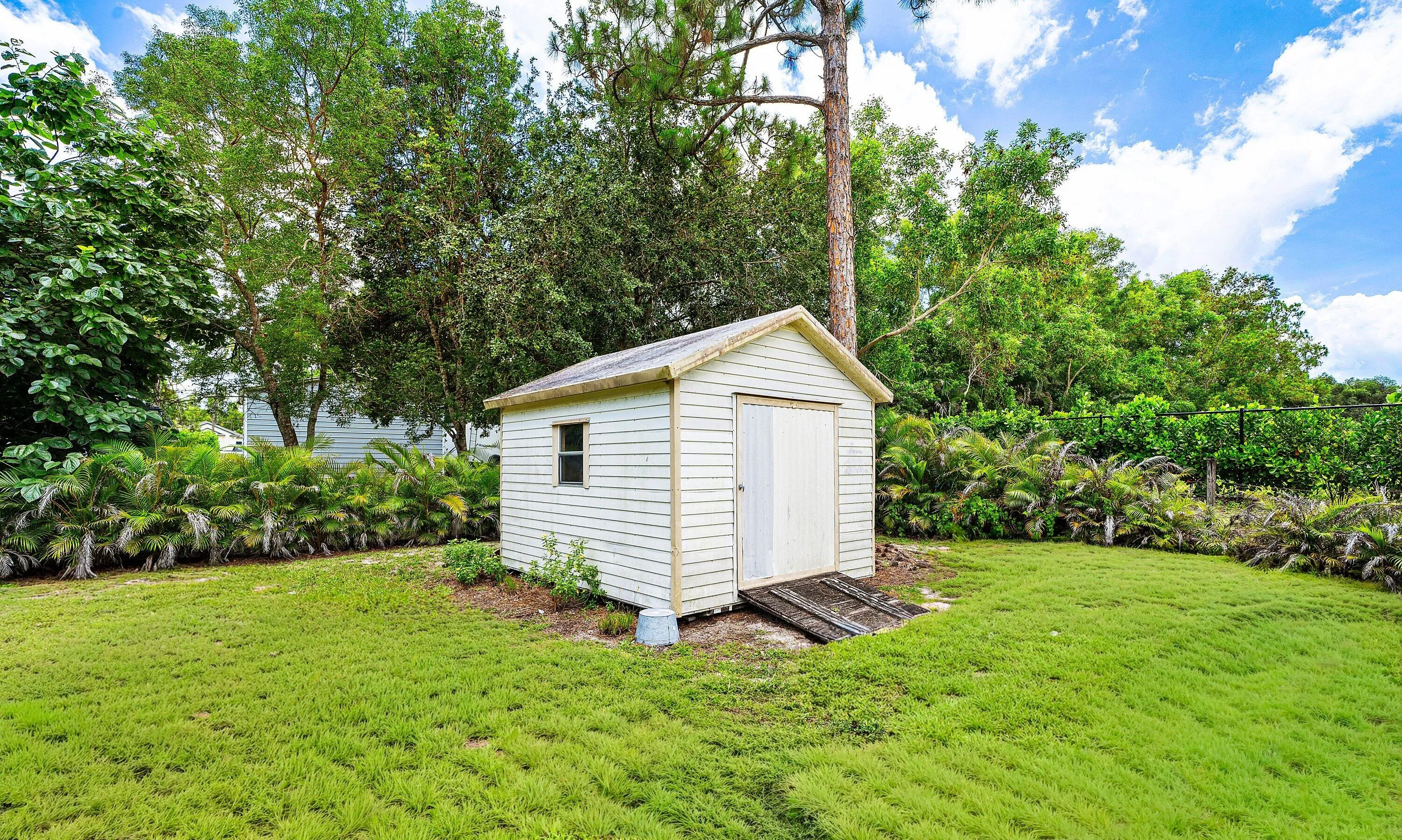 069-1473263rdCourtNorth-TheAcreage-FL-33