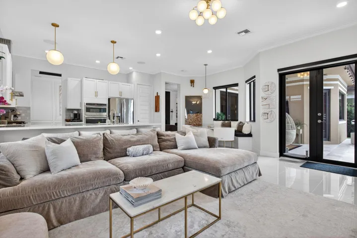 23-web-or-mls-10800-1564