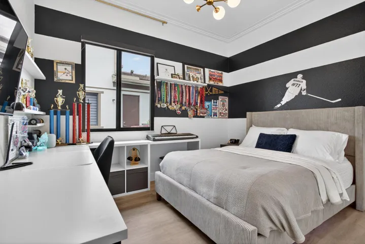 33-web-or-mls-10800-1476