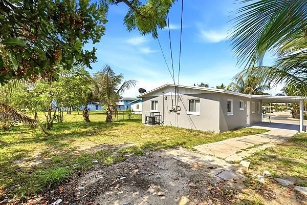2302 back yard