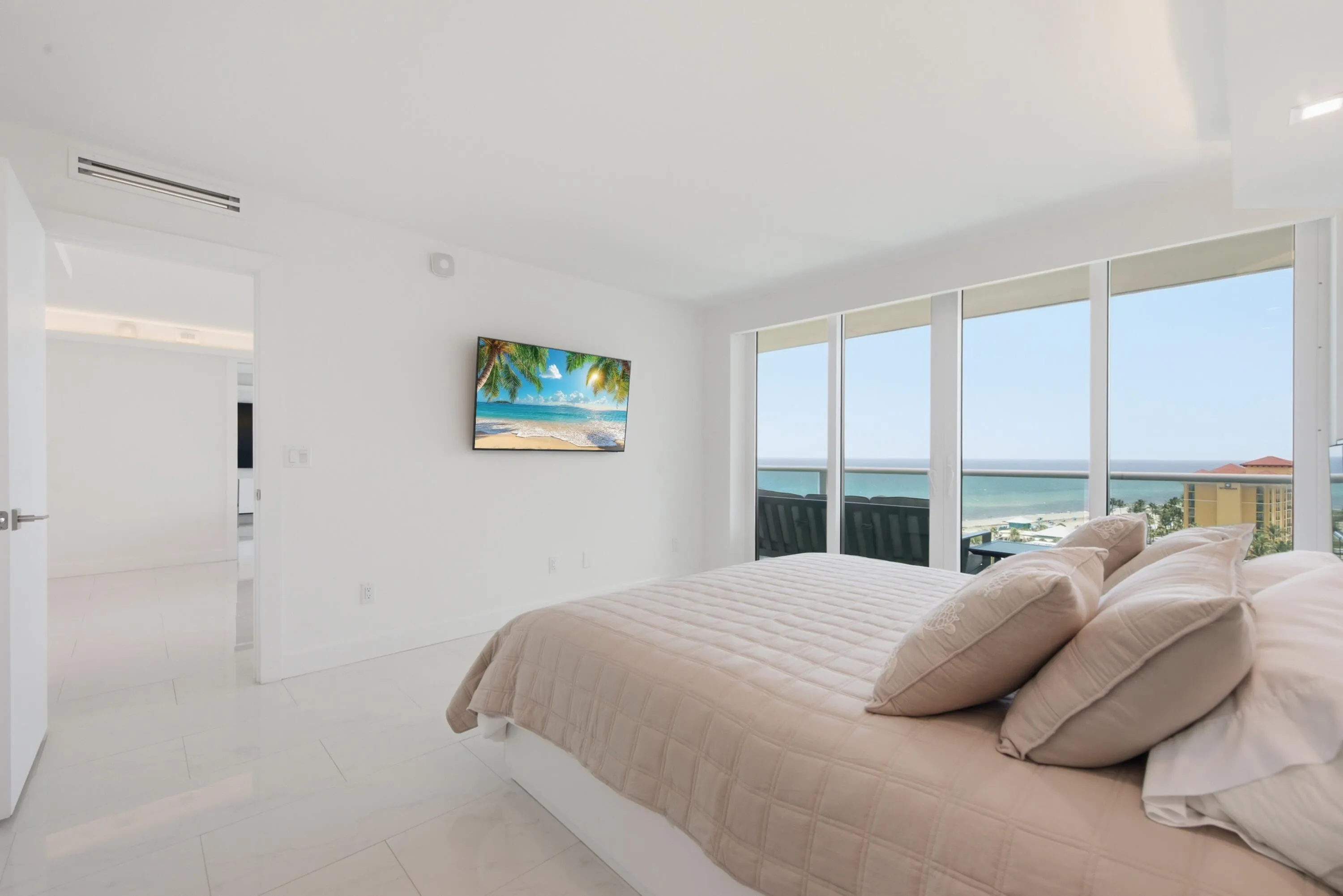 Tiara East 1422 master bedroom 3