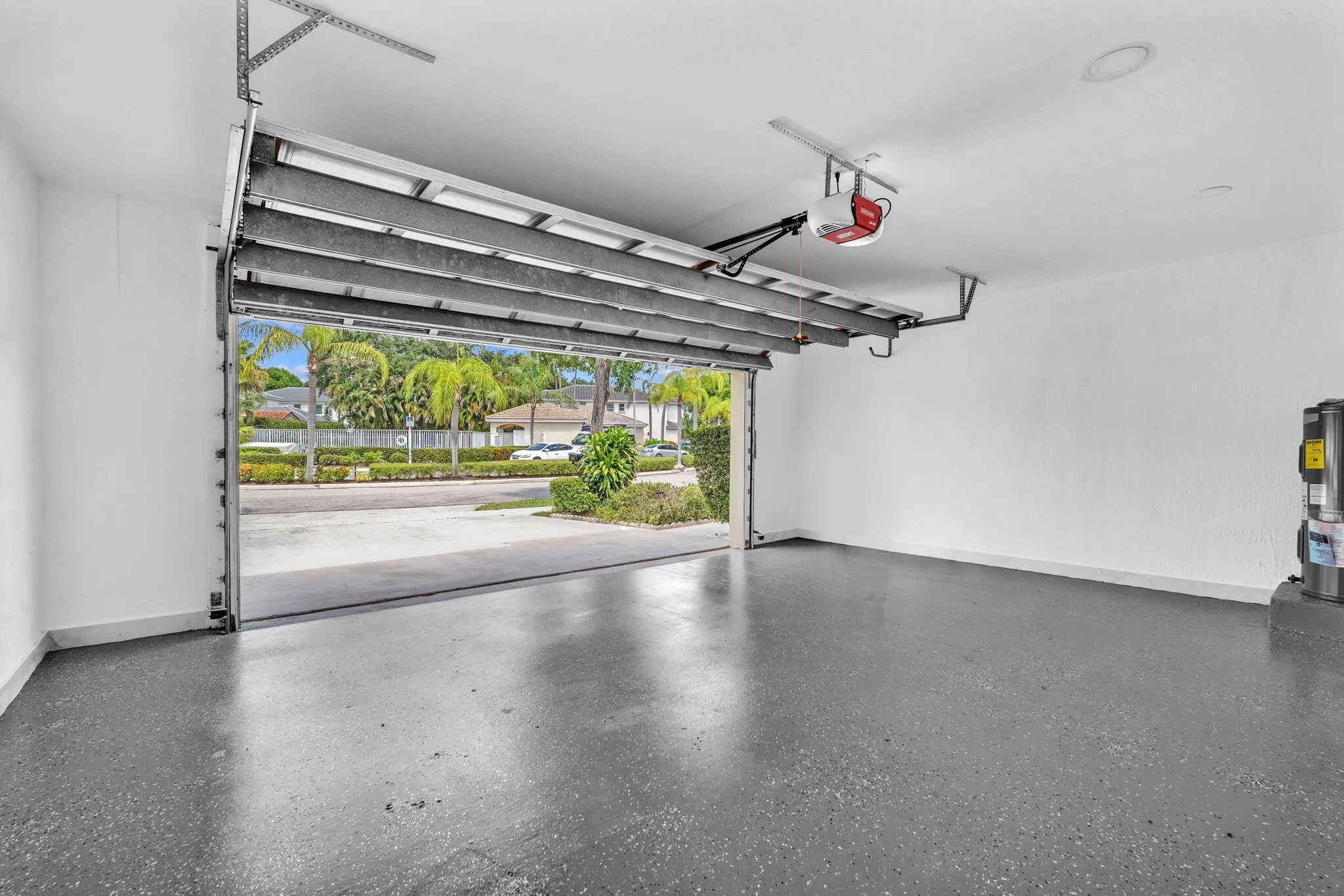 2 Car Garage