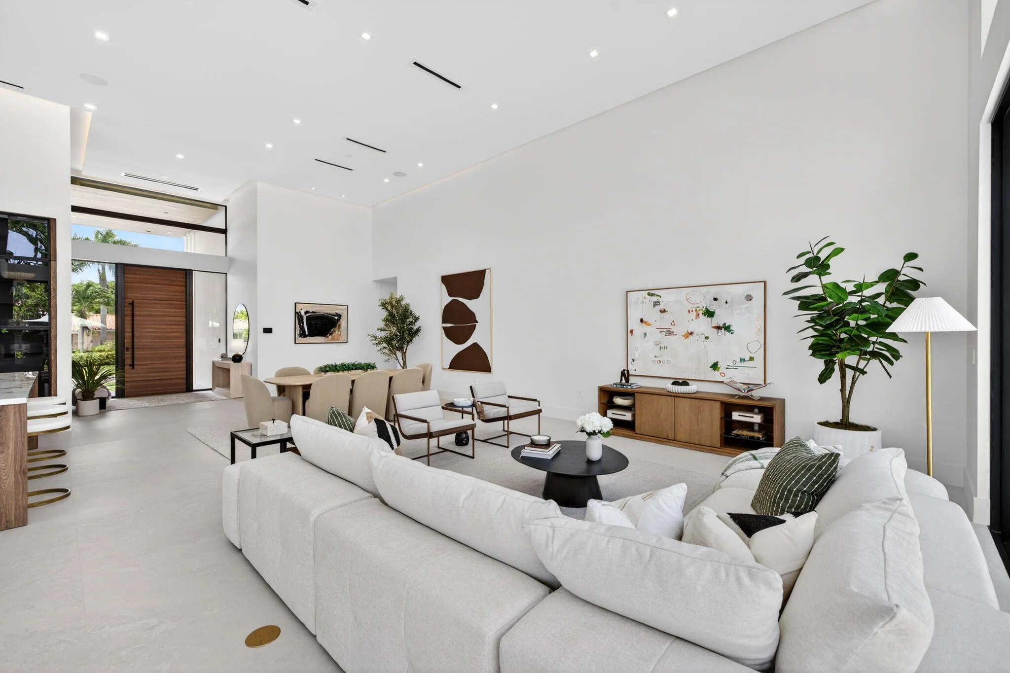 The main living areas are designed for comfort and entertaining, with elevated finishes and generous natural light​​‌​​​​‌​​‌‌​‌‌​​​‌‌​‌​‌​‌​​​‌​​ throughout.