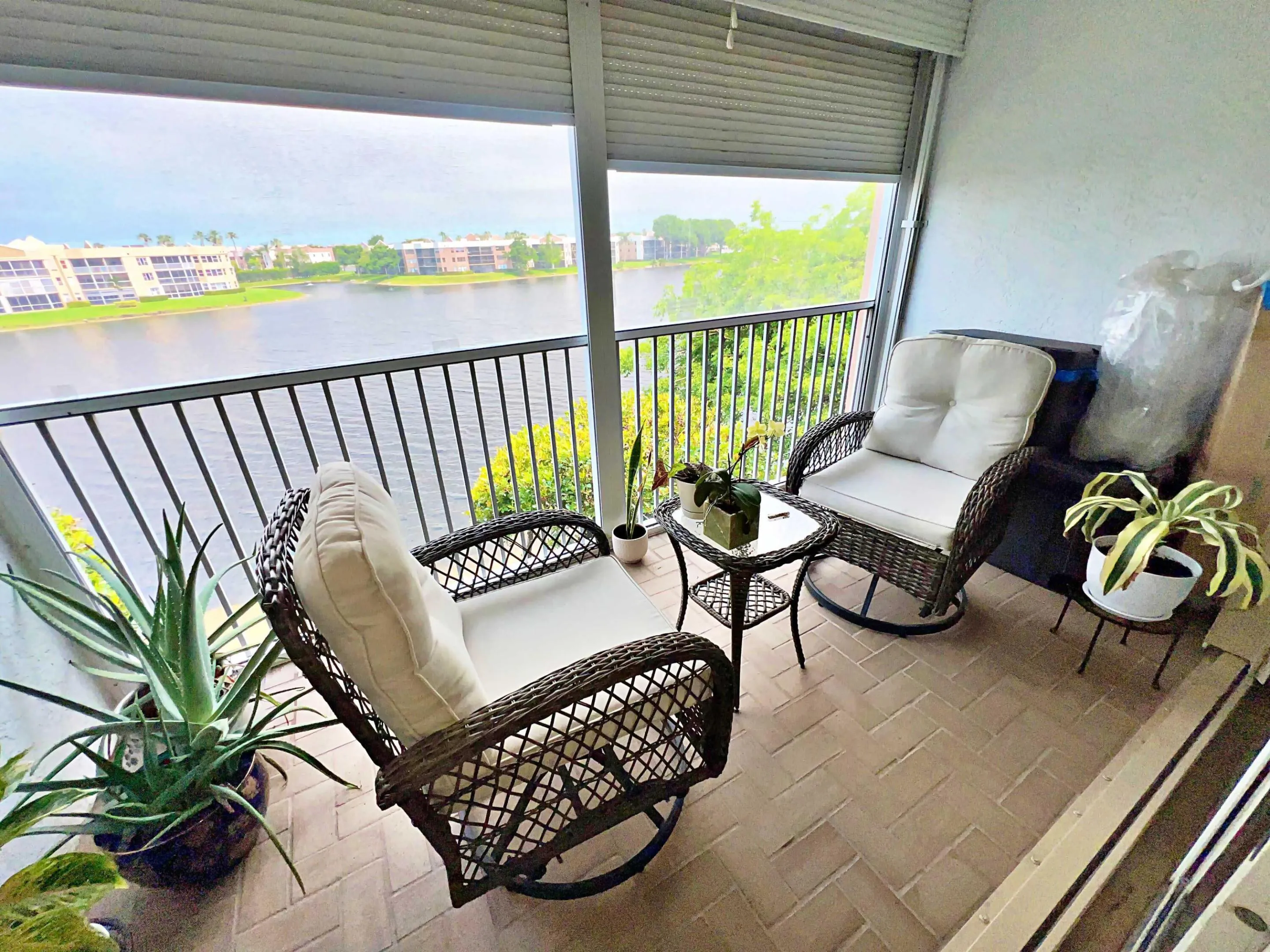 Patio 3 wide