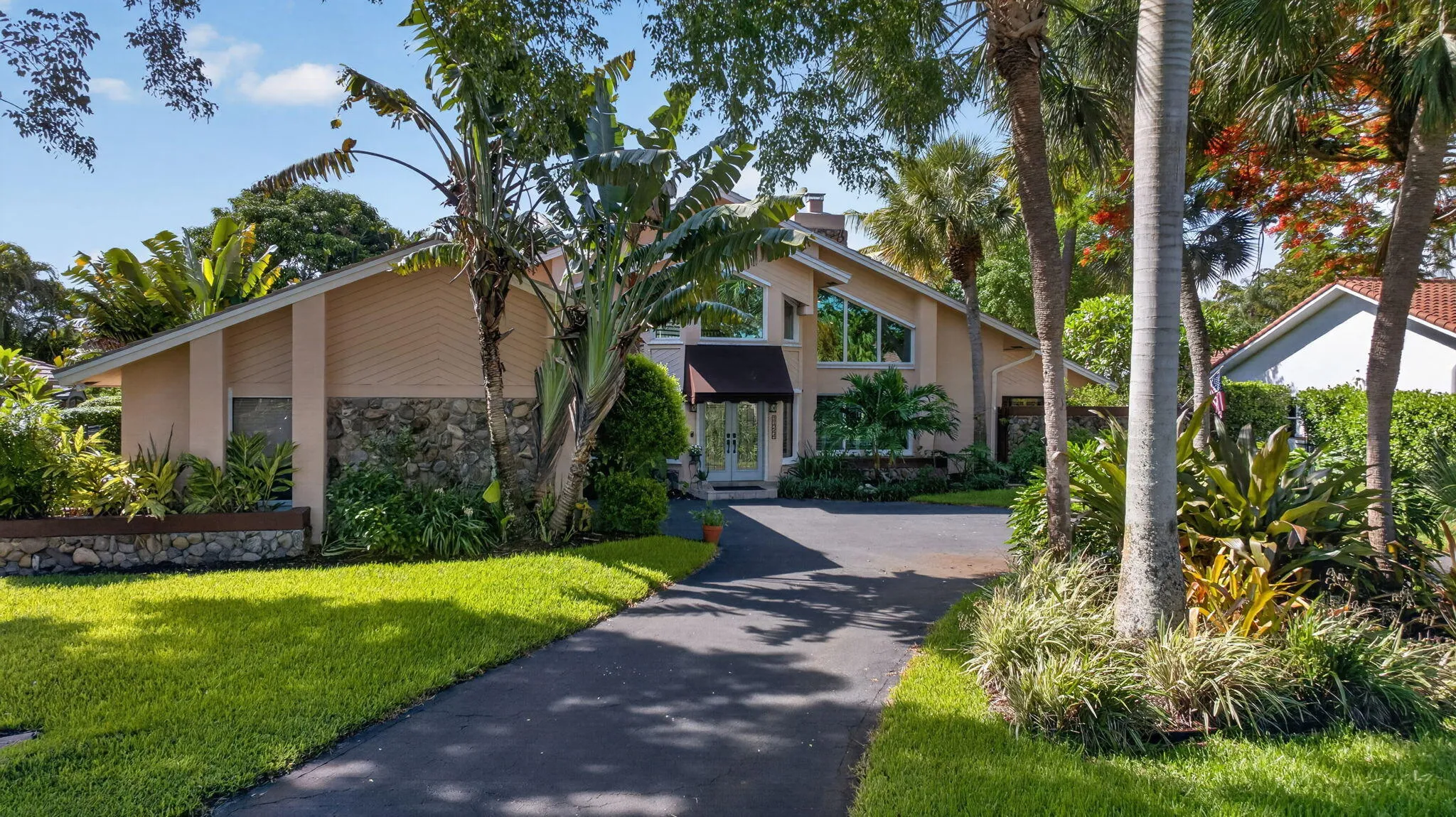 72-web-or-mls-DJI_20251005180131_0007_D