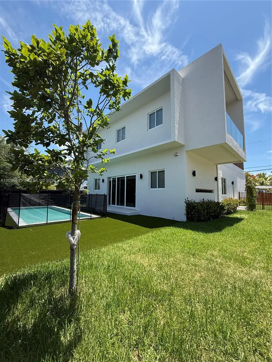 Property photo 33