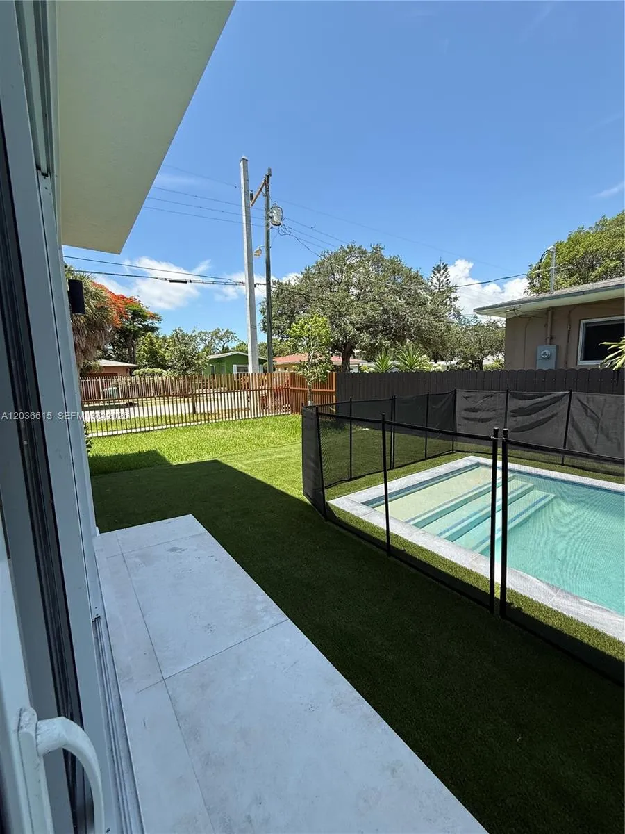 Property photo 30