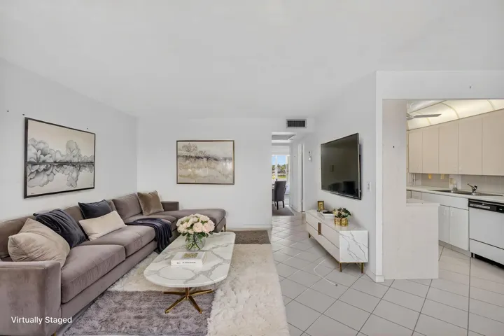 VIRTUAL STAGING LIV-RM- 2