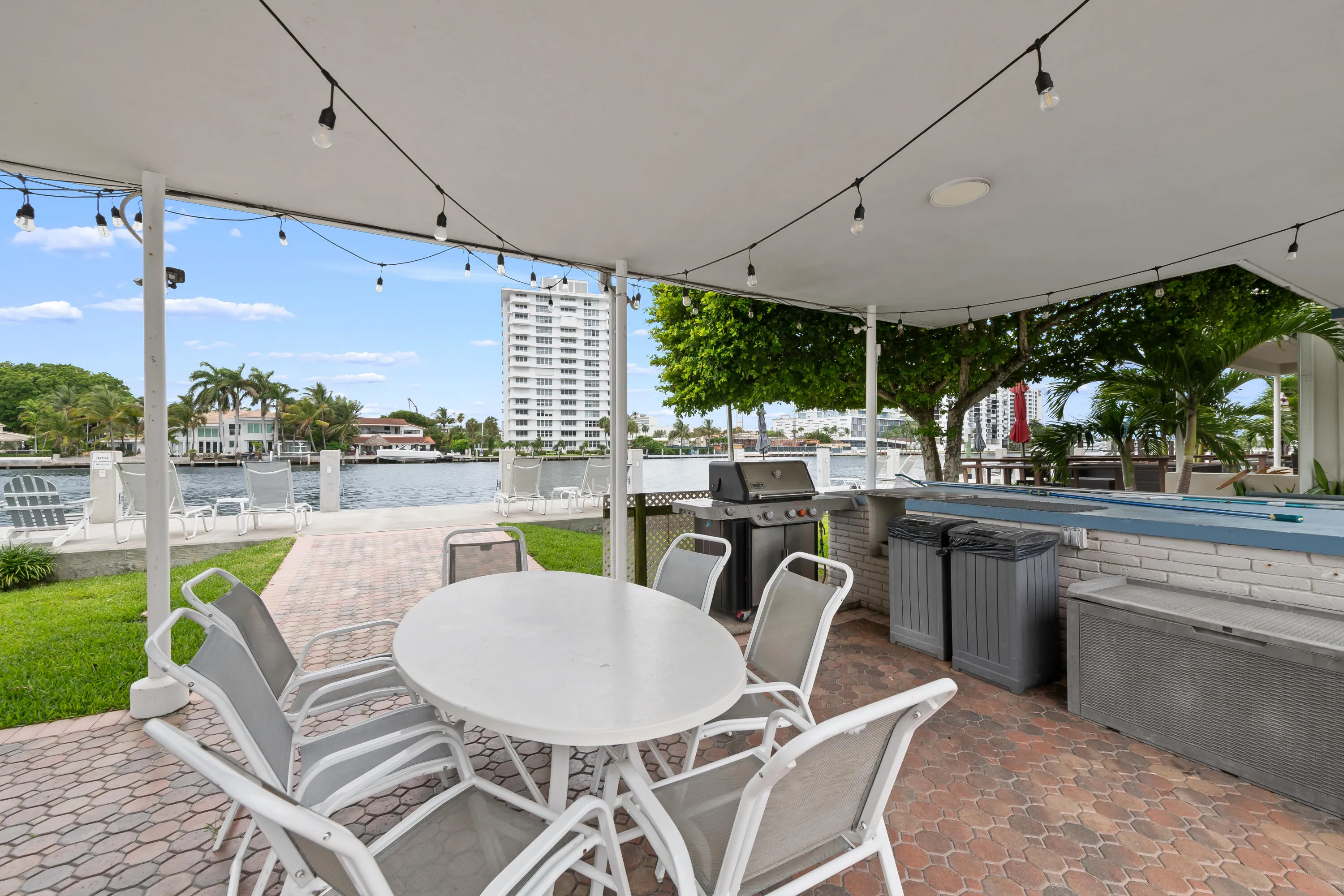 BBQ area with Intracoastal views