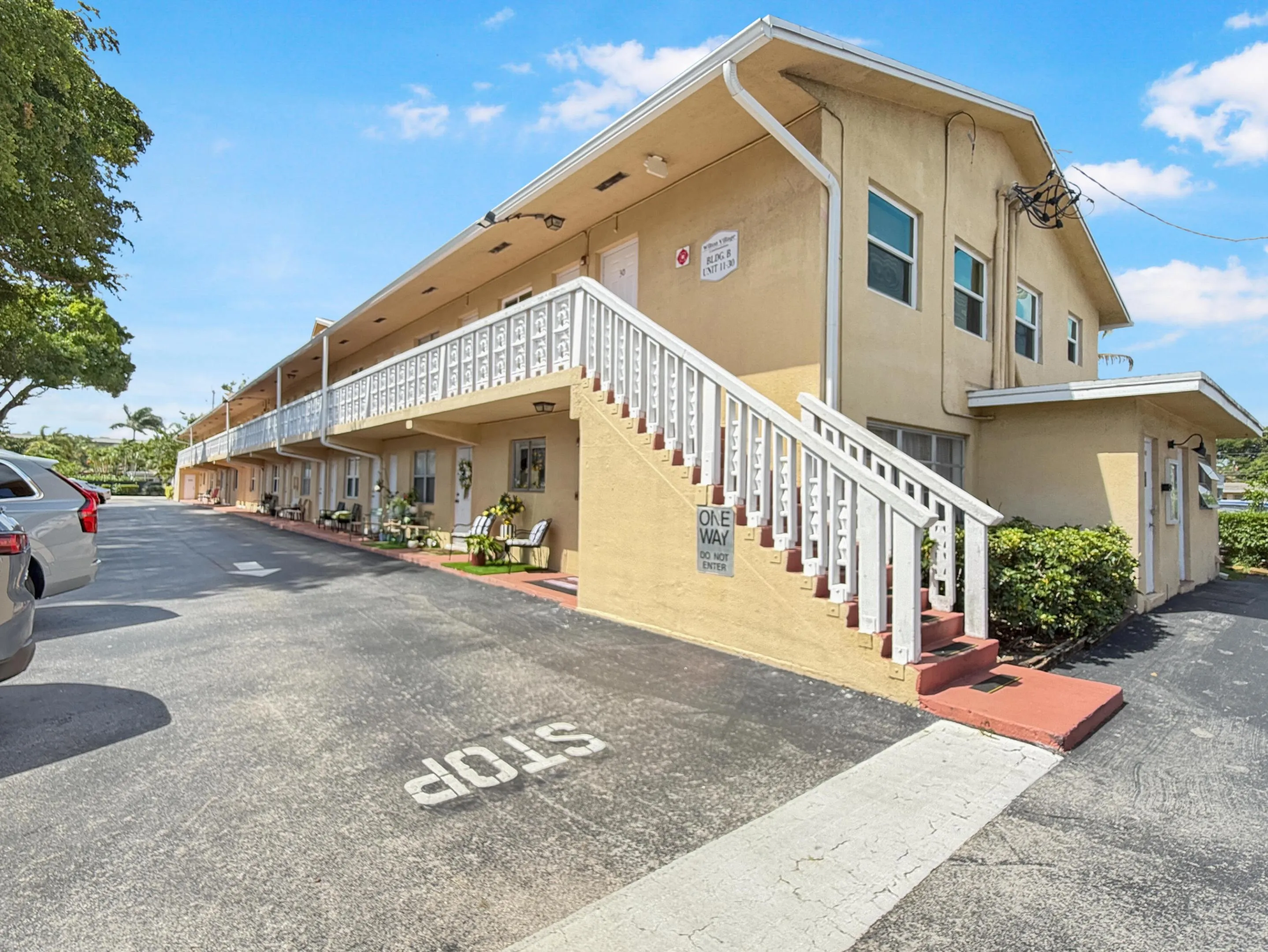 Subject unit is on 2nd floor.
