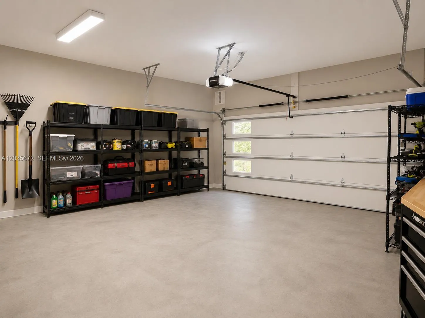 GARAGE
