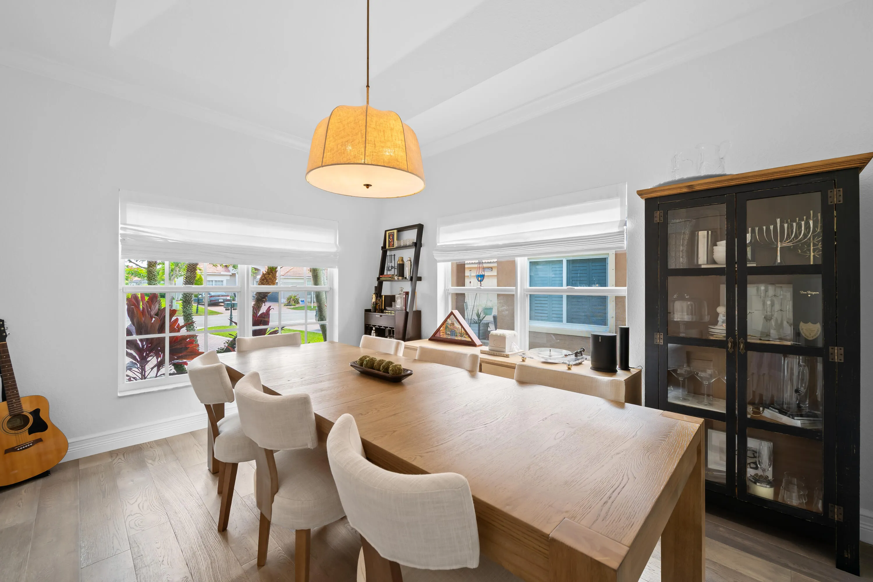 Formal Dining Room. Converted back from previous owner's 4th bedroom.