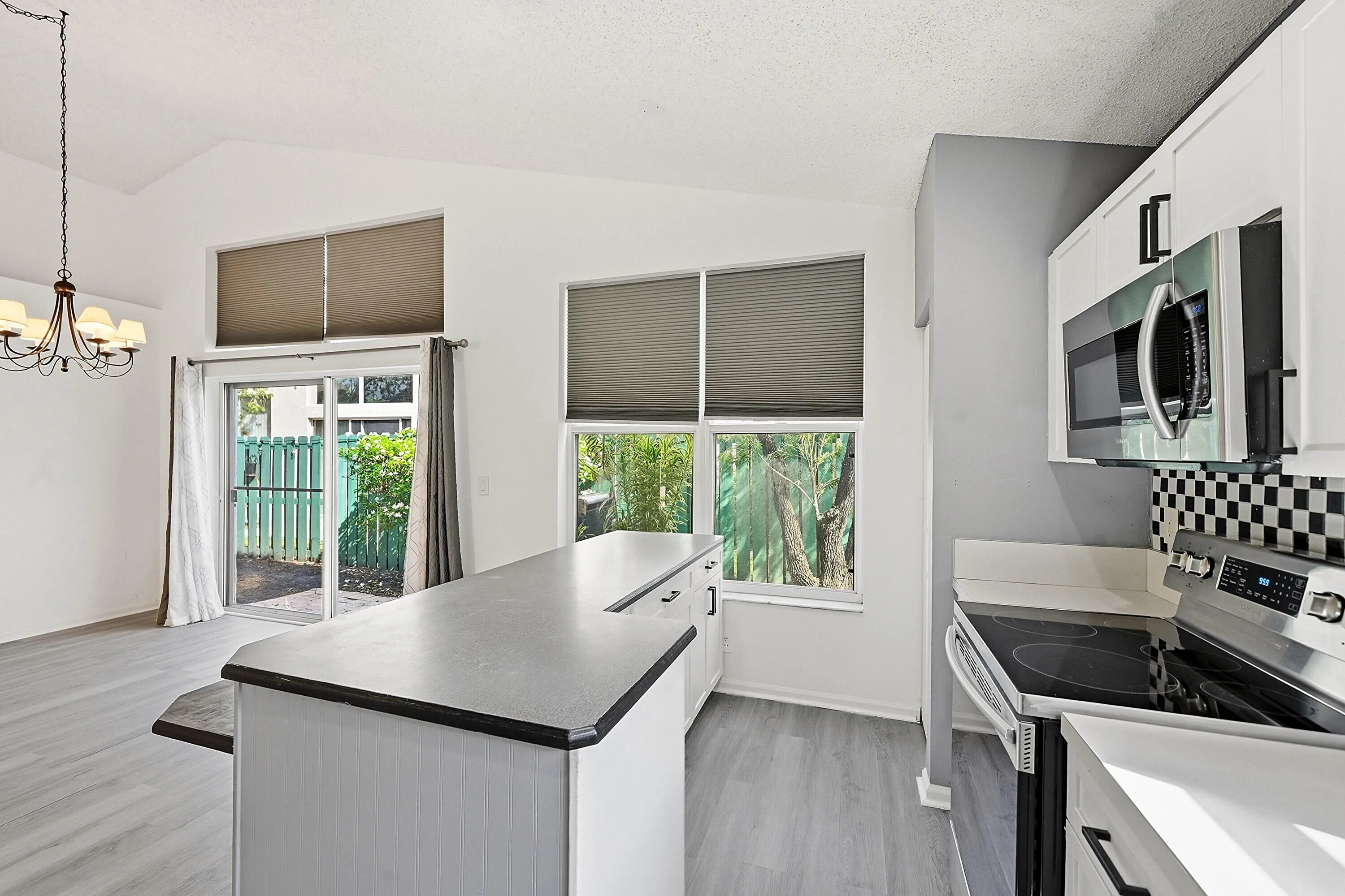 13_kitchen