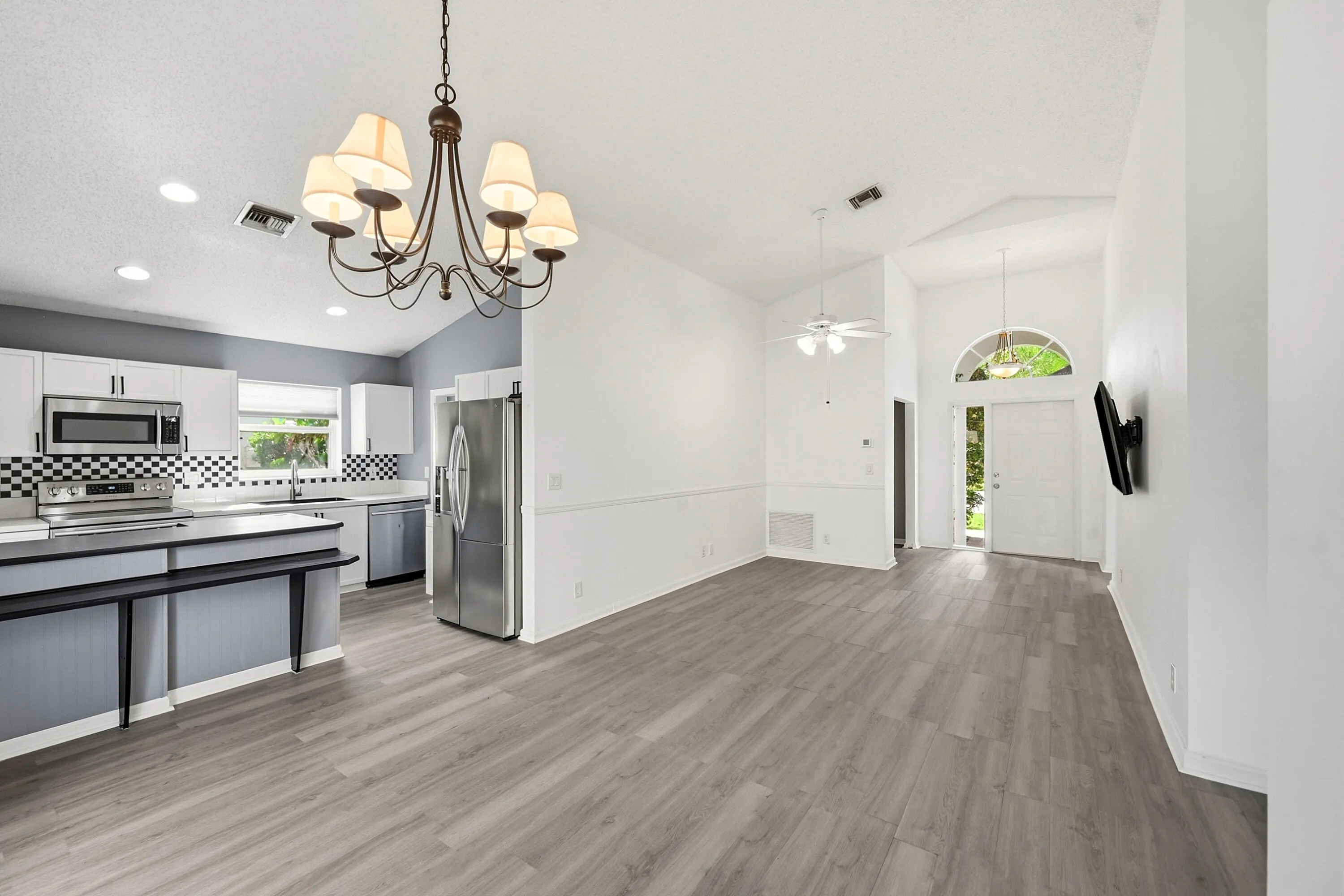 10_dining area