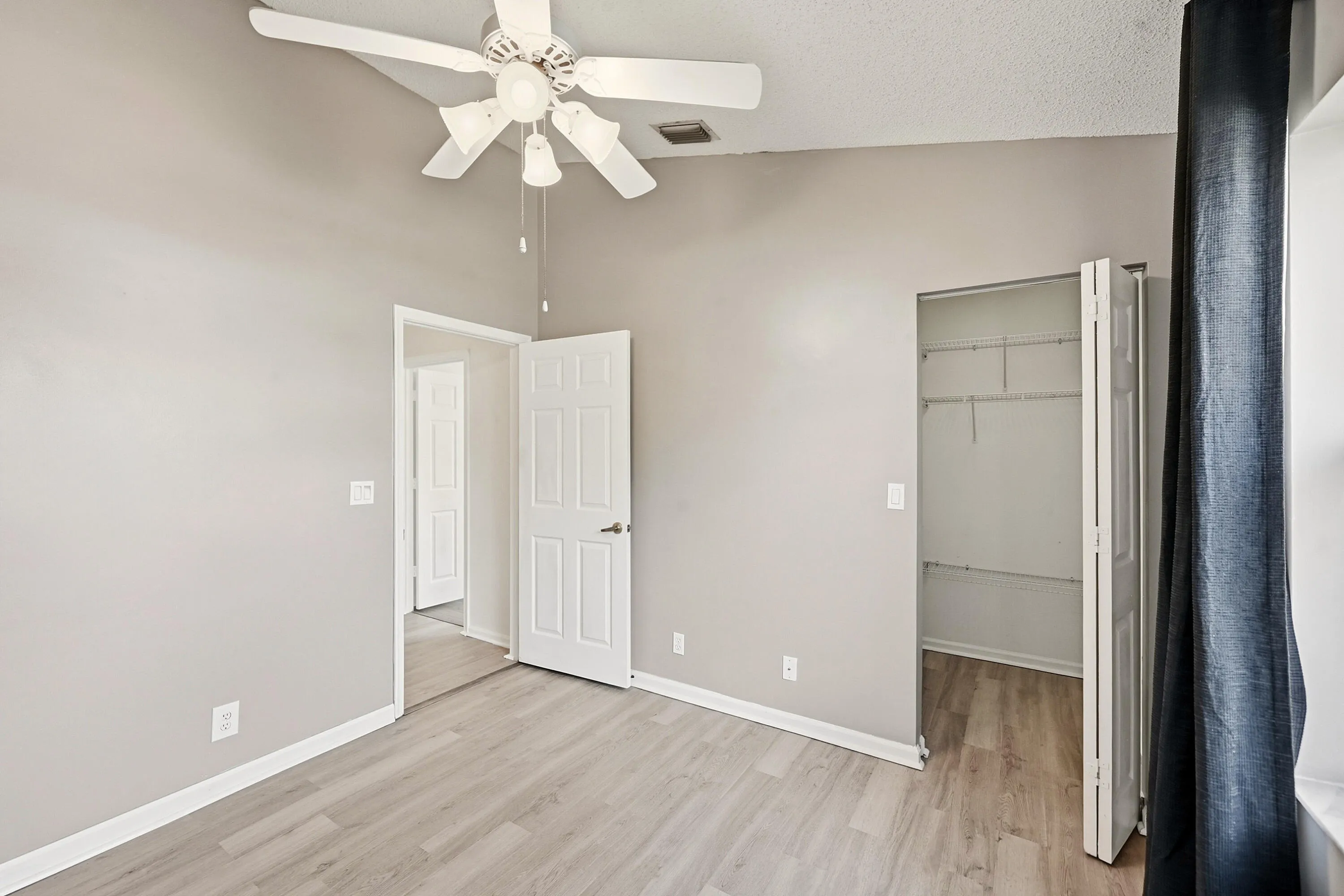 16_bedroom 1
