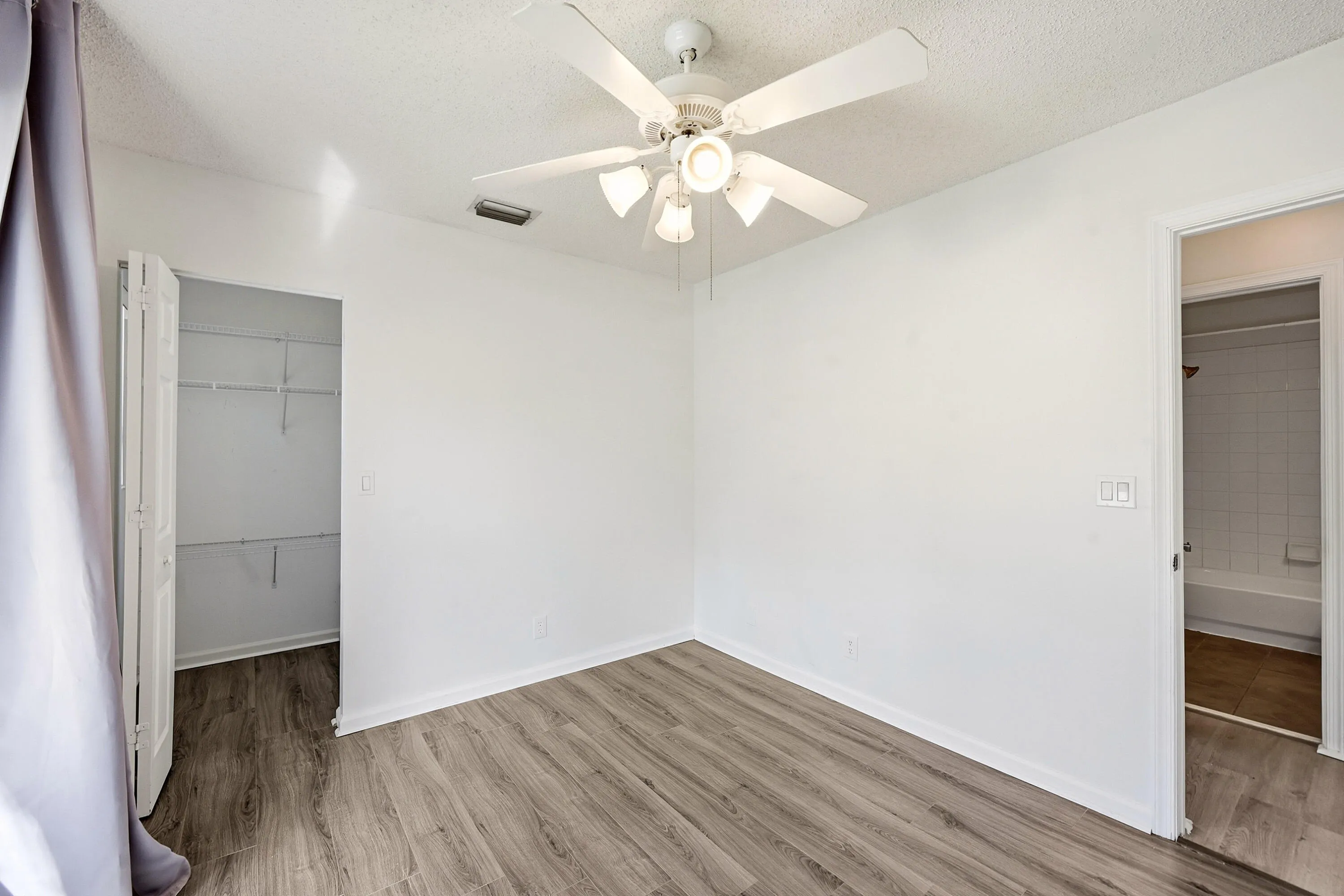 19_bedroom 2