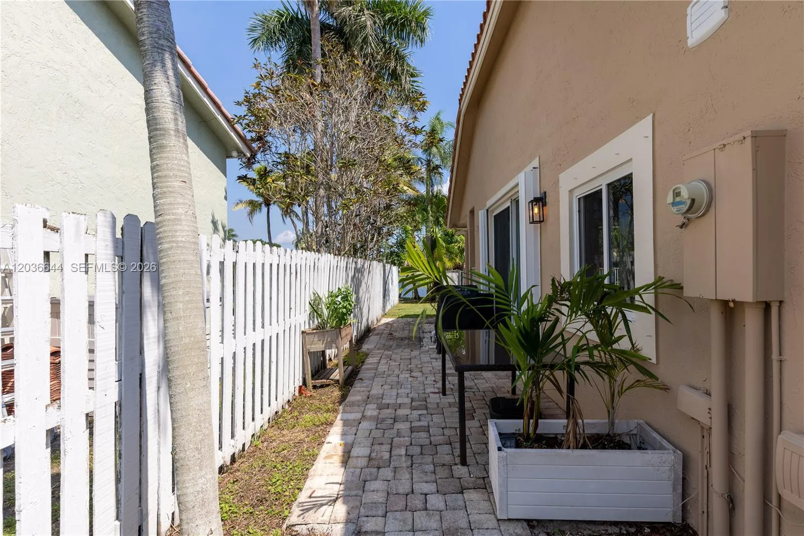 Property photo 31