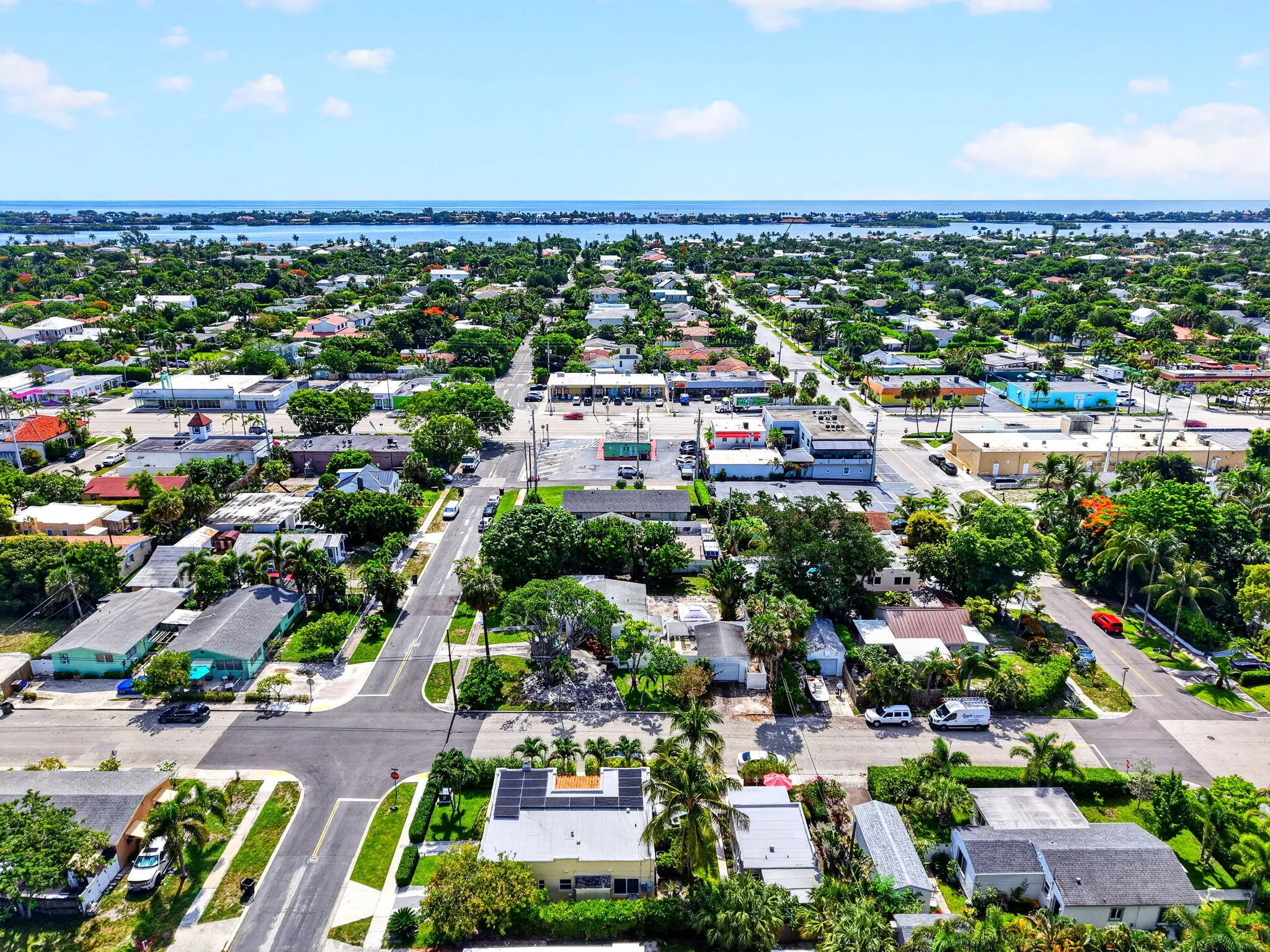 Aerial east to the intracoastal a few blocks away.