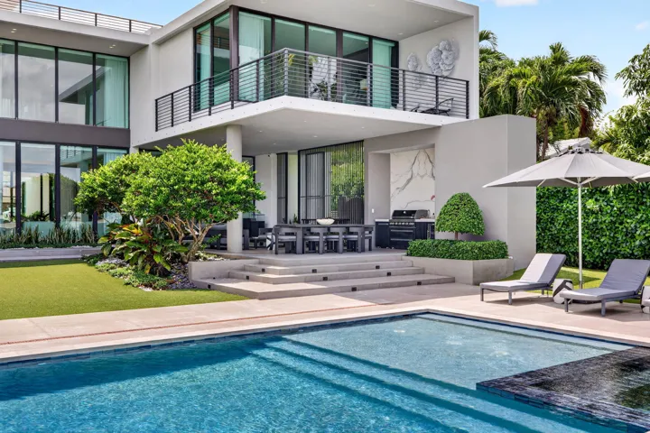 112 - Pool, Spa & Outdoor Living