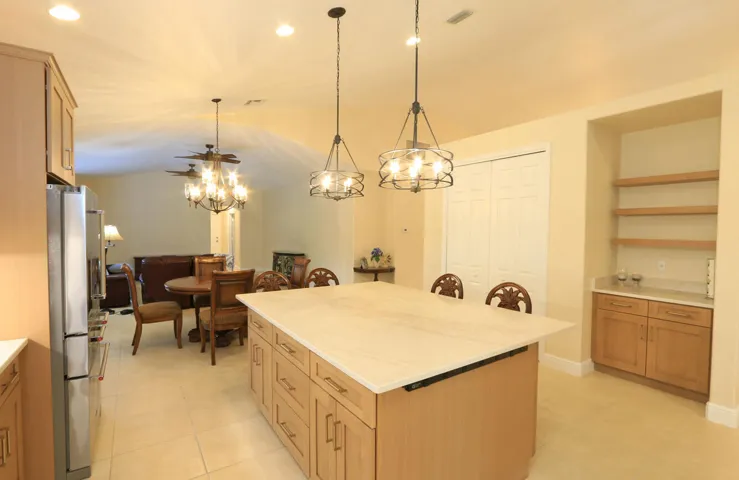 KITCHEN TO FAMILY ROOM