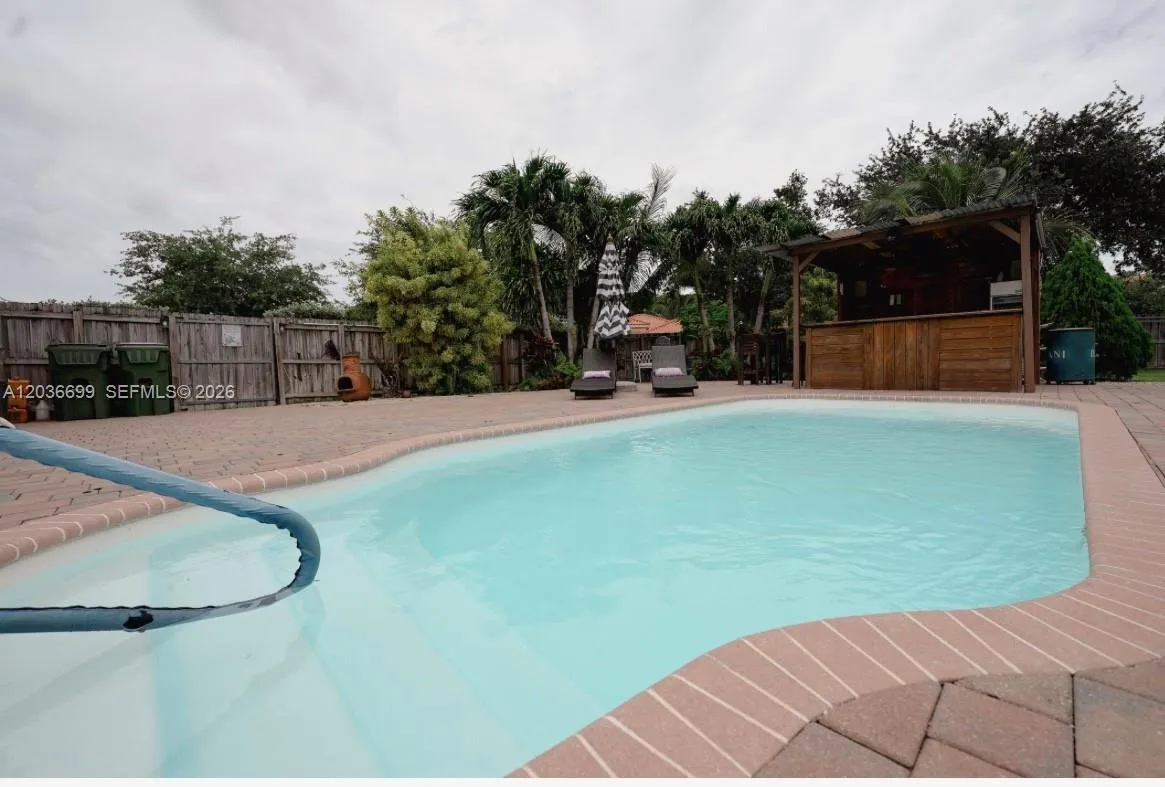 Property photo 32