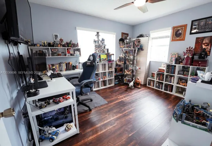 Photo 6